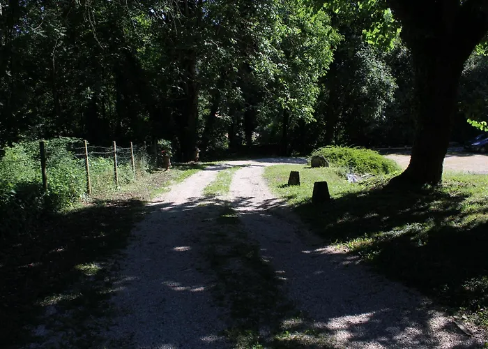 La A Cheval 营地